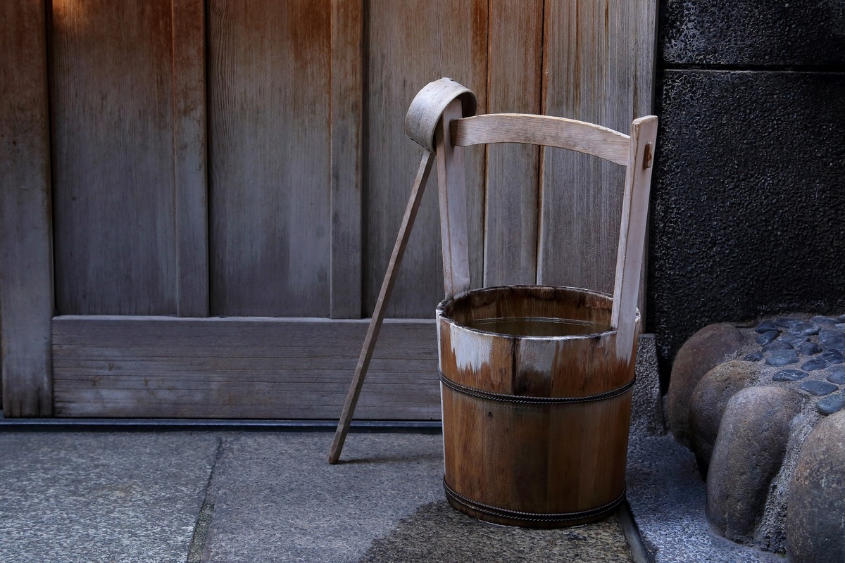日本文化的「打ち水」是什麼？只要看完這篇文章就夠了。